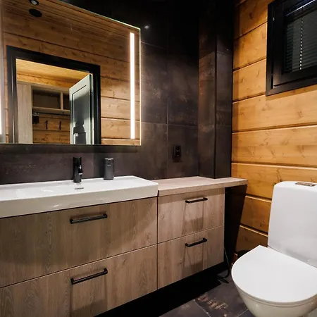 Finland - Raven B بيت للعطل